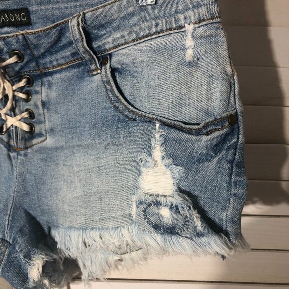 Billabong Y2K Distressed Jean Shorts - Size 3 - Picture 5 of 8